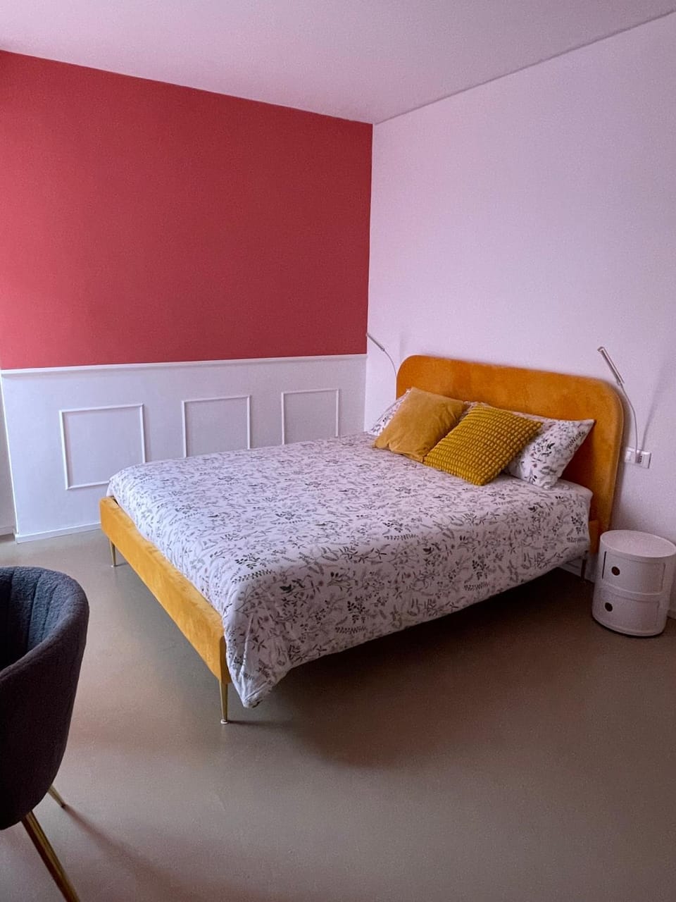 Bed, Photo of the whole room, Bedroom