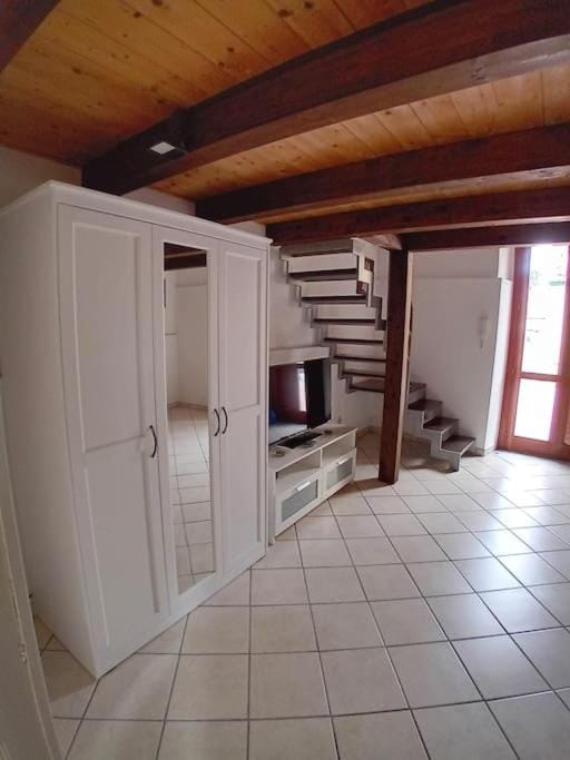 TV and multimedia, wardrobe