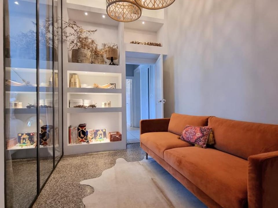 Grande Maison Bourgeoise avec Cour Privative, 5 Chambres, WiFi, Proche Commerces et Nature - FR-1-510-186 House in Hauts-de-France