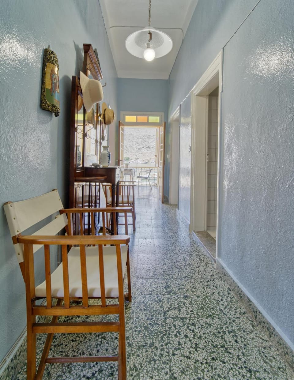 Seating area