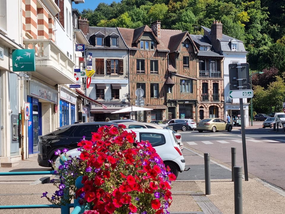 VILLA-AUDEMER - ROMANCE & Charme 20 min Honfleur Apartment in Normandy