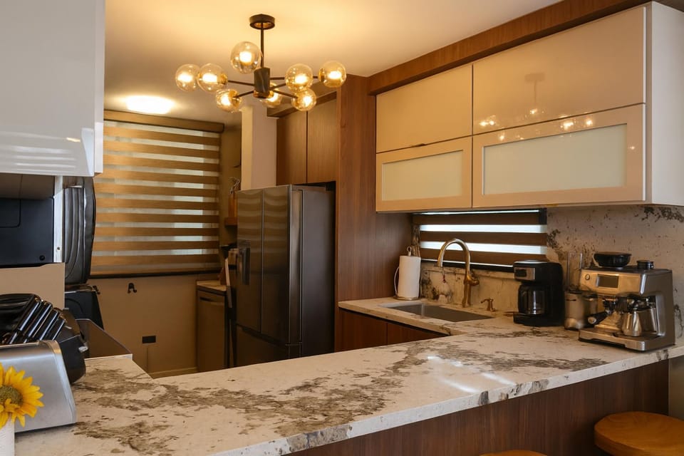 Kitchen or kitchenette, dishwasher, pet friendly, stove, toaster