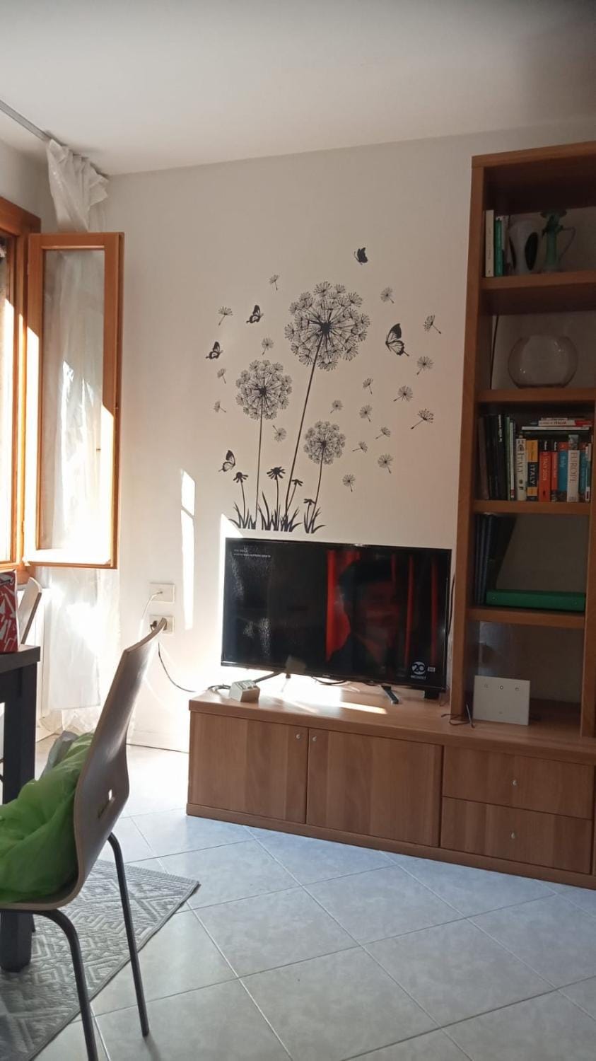 TV and multimedia, Seating area