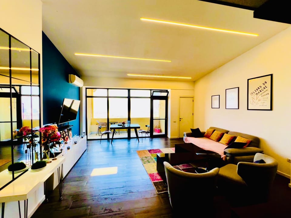 Communal lounge/ TV room