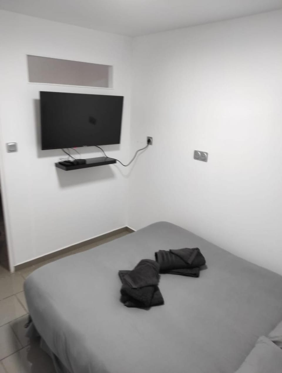 Studio entier avec WiFi, Smart TV, proche Douai Apartment in Hauts-de-France