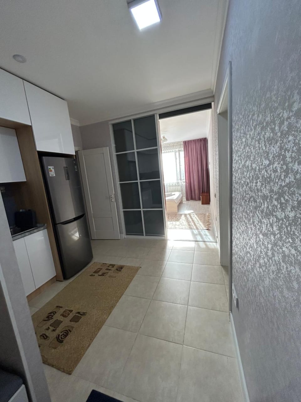 Апартамент ЖК Молодежный Apartment in Almaty