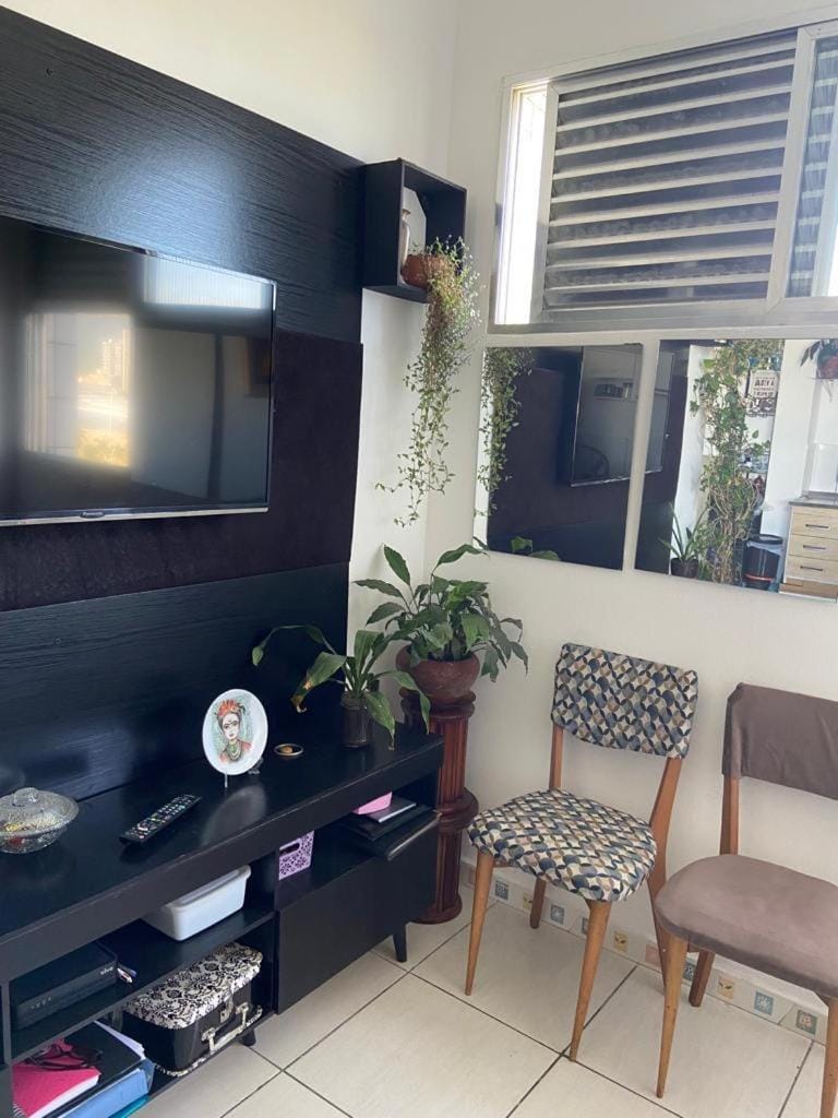 TV and multimedia, Living room, Seating area, Evening entertainment