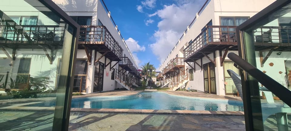 Pool view, Swimming pool