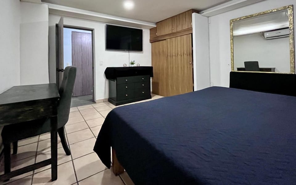 Bed, TV and multimedia, Bedroom, wardrobe