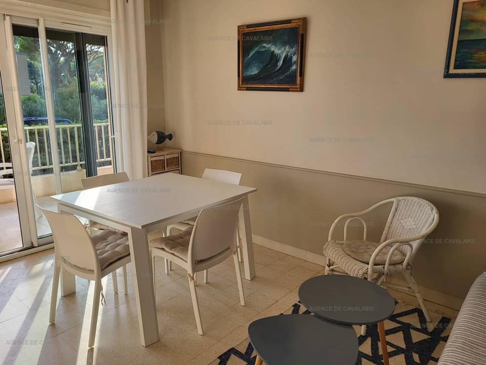 Appartement pieds dans le sable au Parc de Cavalaire - Climatisé - FR-1-100-248 Apartment in Cavalaire-sur-Mer