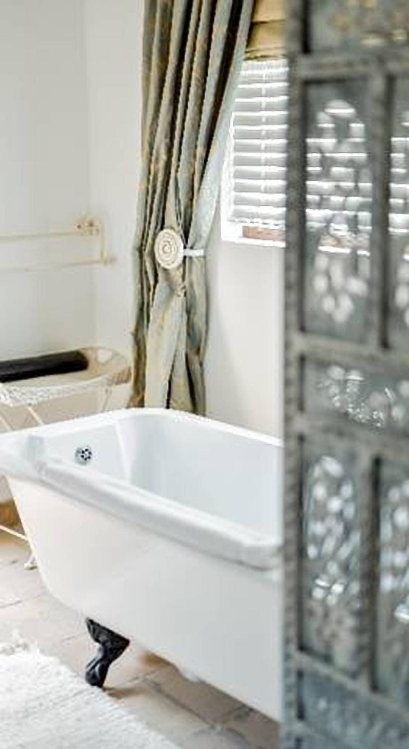 Bathroom, Bath