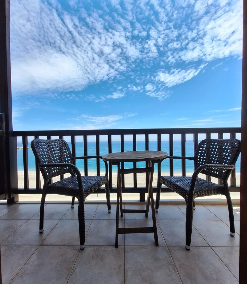 Natural landscape, View (from property/room), Balcony/Terrace, Sea view
