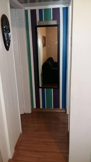 Apartamento no coração da Lapa. Apartment in Santa Teresa