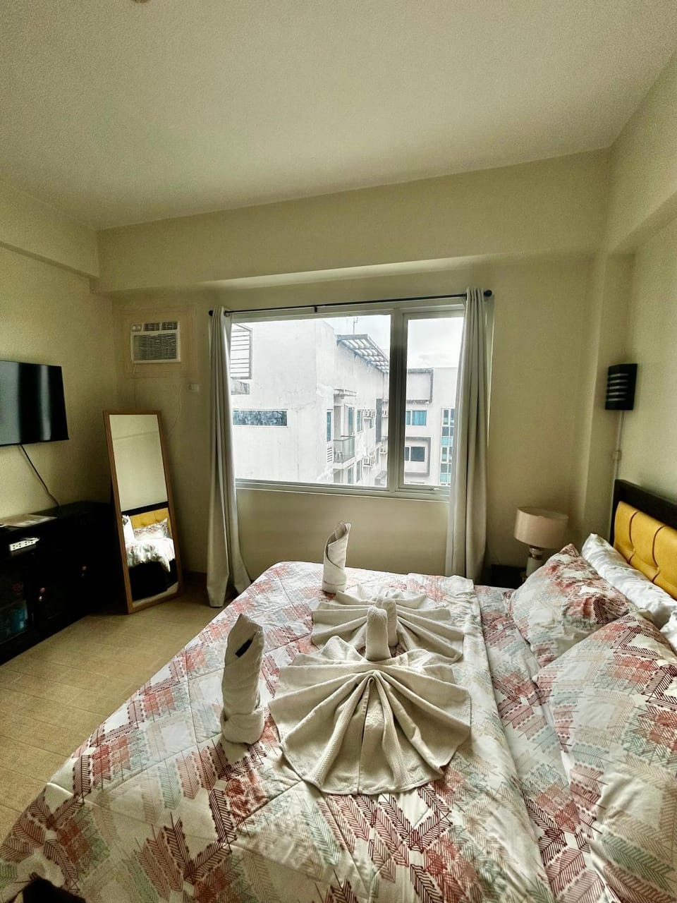 Comfy Studio UnitL @OneMadison34 Apartment in Iloilo City
