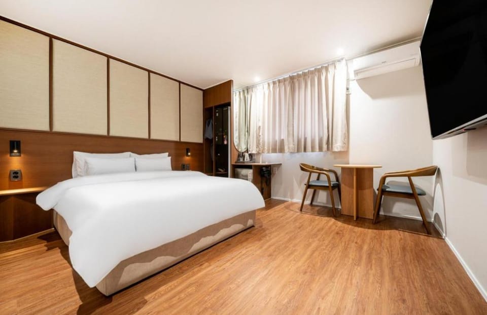 Gwangju Chungjang-ro Hotel H-Avenue Hotel in South Korea