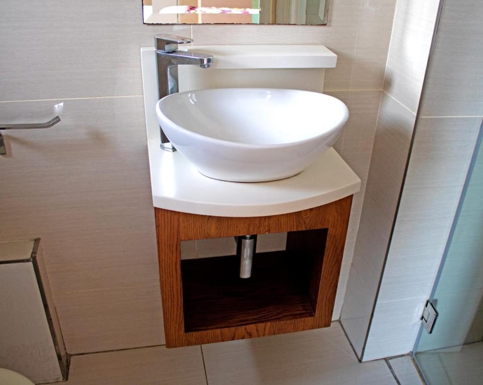 Unit 57 Oceanic Hotel Apartment in Durban