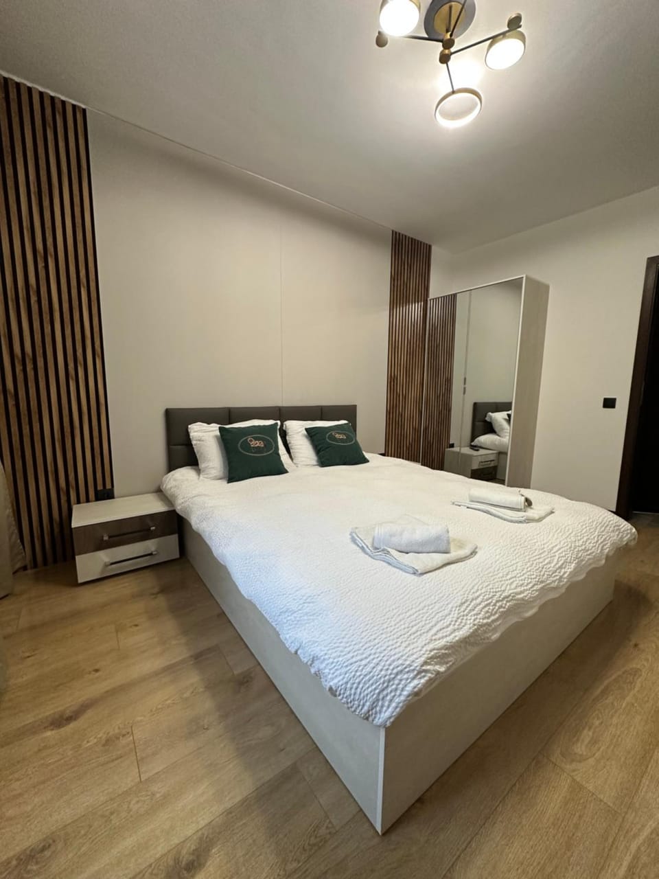 Bed, Bedroom, wardrobe