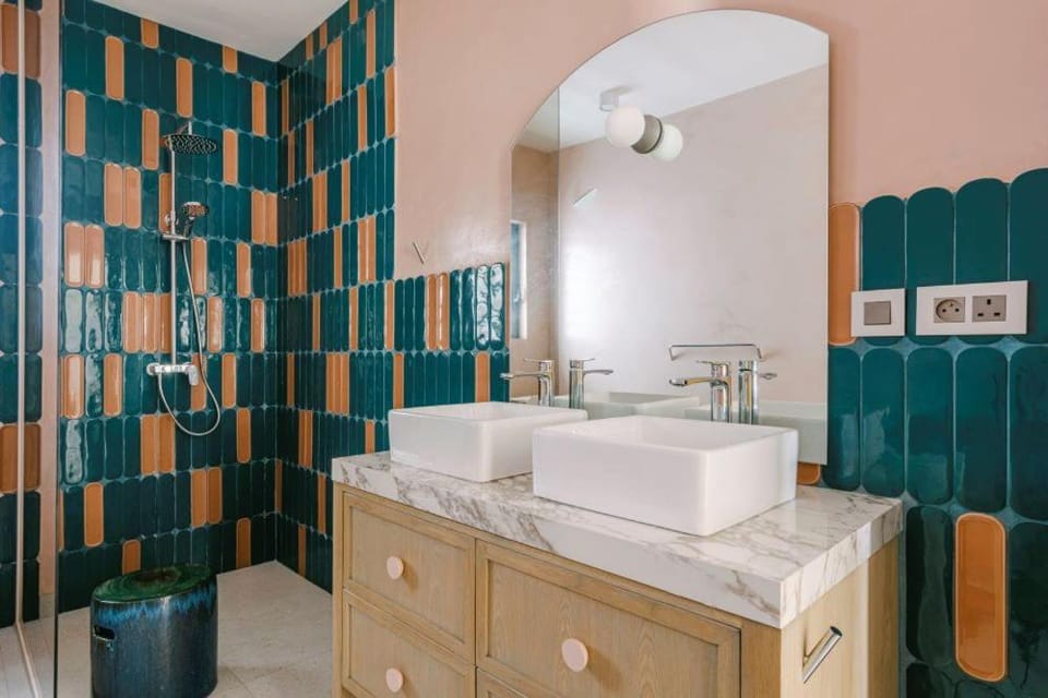 Bathroom, Bath, towels, towels, washing machine