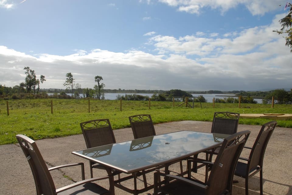 Patio, BBQ facilities, Balcony/Terrace
