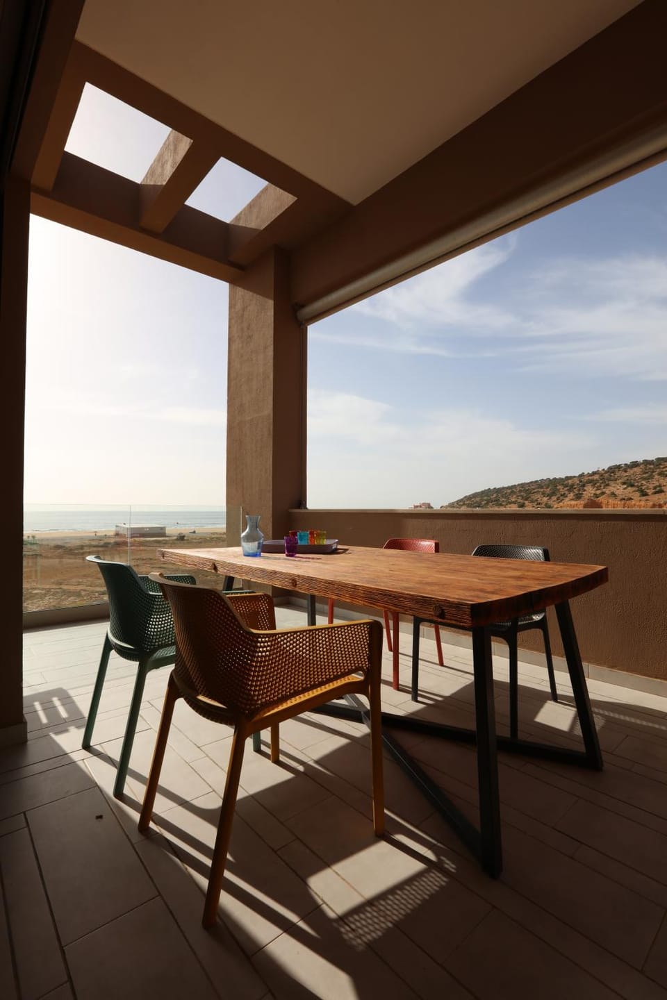 Natural landscape, Balcony/Terrace, Dining area, Animals, Mountain view, Sea view, group of guests, group of guests, kitchen