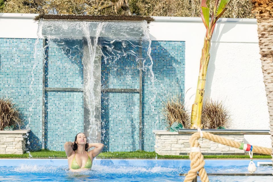 Garden view, Pool view, Swimming pool