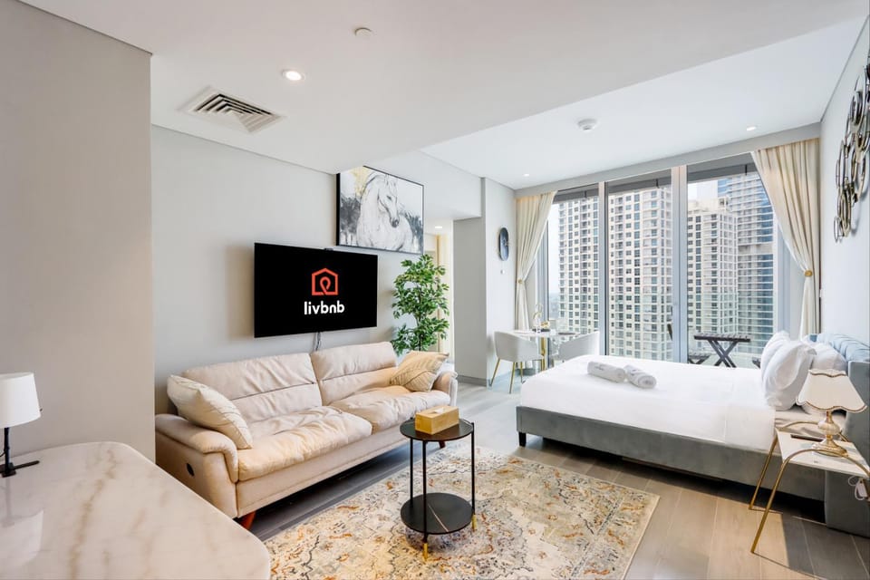 Bed, Photo of the whole room, Seating area