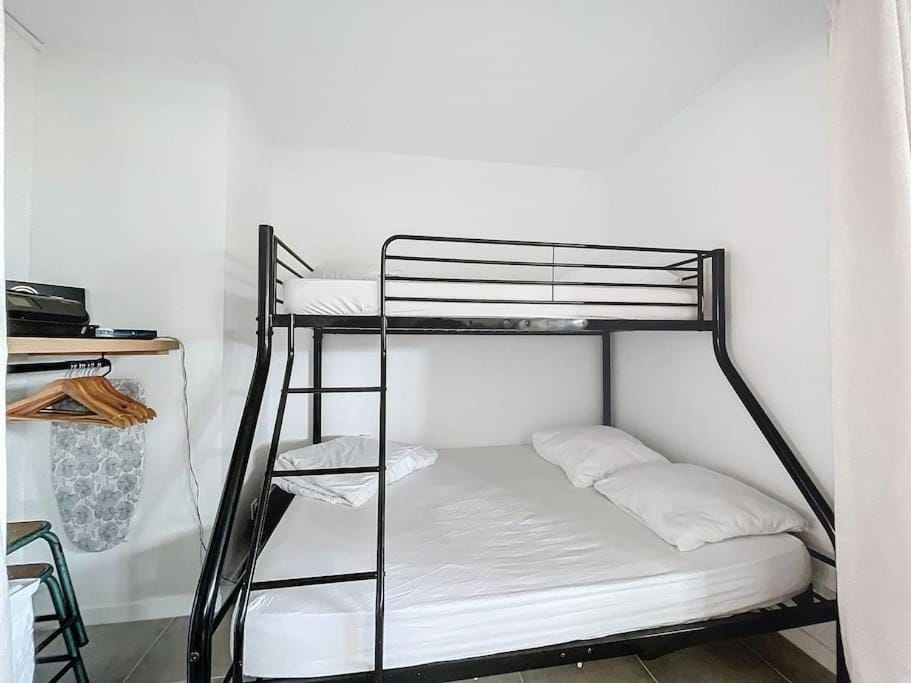 bunk bed