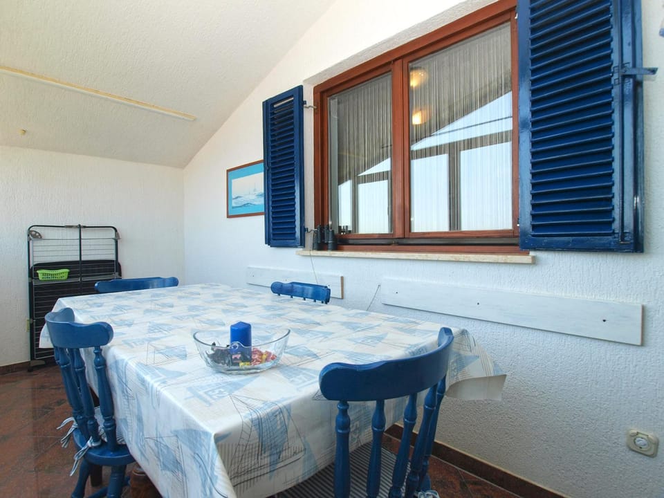 Apartment Emina 2317 Apartment in Premantura