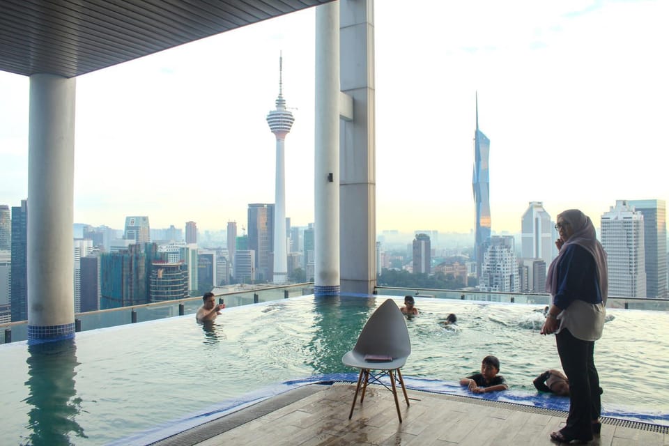 Day, People, Natural landscape, City view, Pool view, Swimming pool, Swimming pool, group of guests