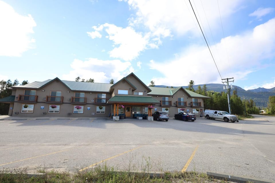 Glacier Mountain Lodge Nature lodge in British Columbia