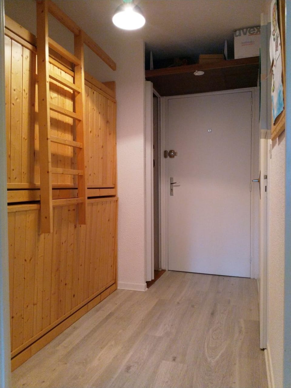 wardrobe