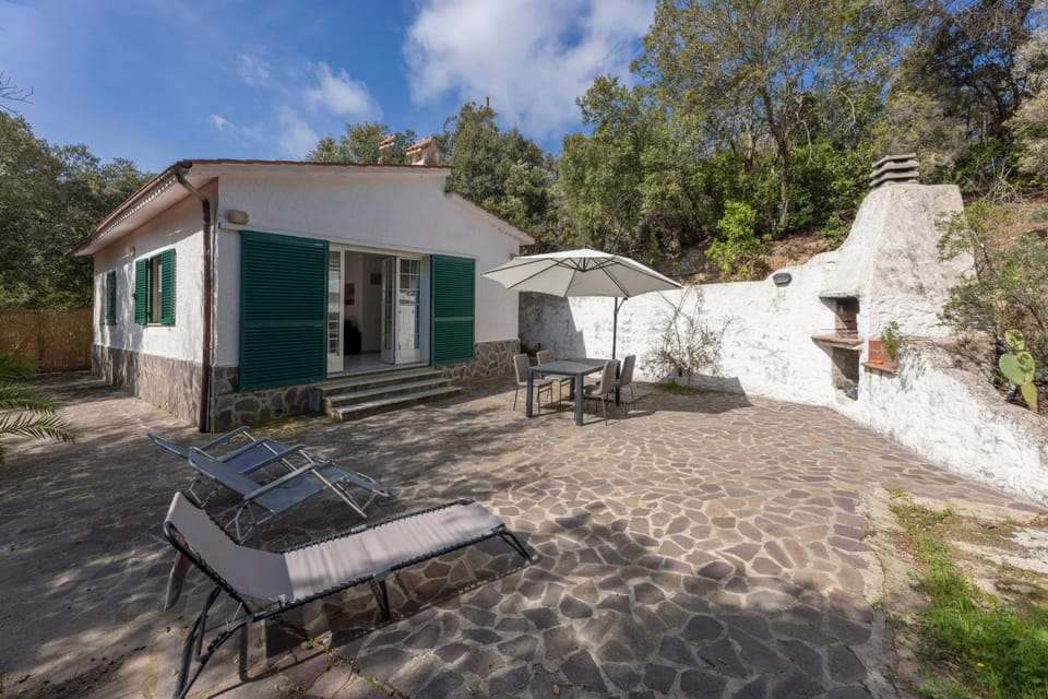 Property building, Patio