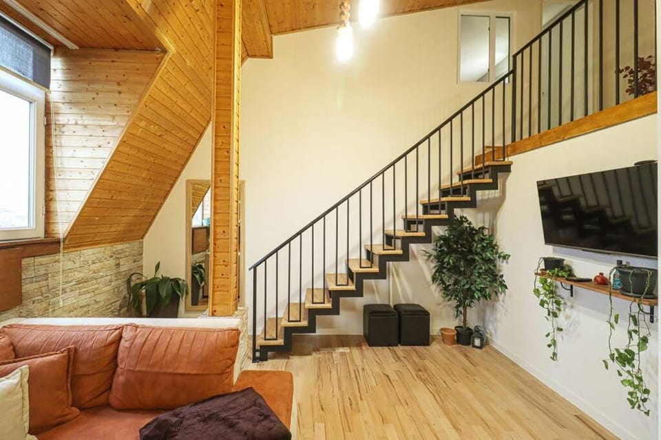 Cosy Central 2-BR Apartment-By Wehost Apartment in Tbilisi, Georgia