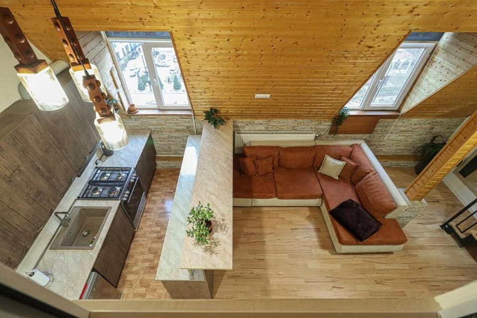 Cosy Central 2-BR Apartment-By Wehost Apartment in Tbilisi, Georgia