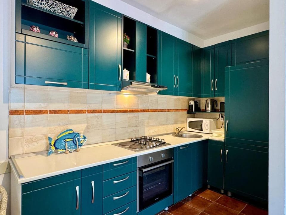 Coffee/tea facilities, Kitchen or kitchenette, dishwasher, minibar, pet friendly, stove, toaster