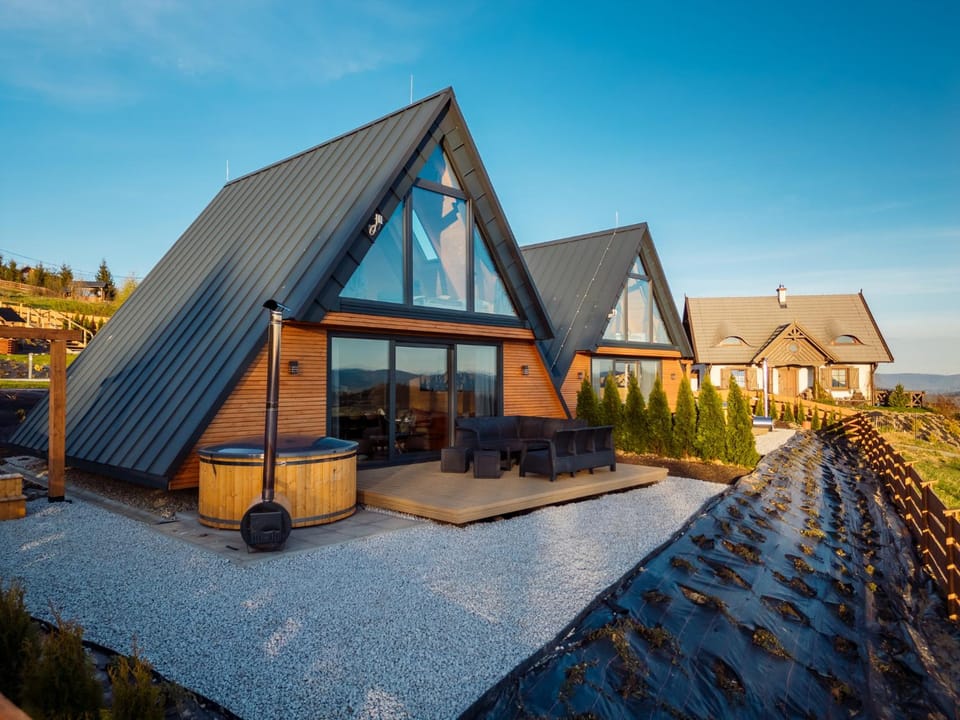 Property building, Garden view
