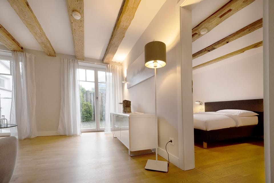 Bed, Living room, Photo of the whole room, Bedroom