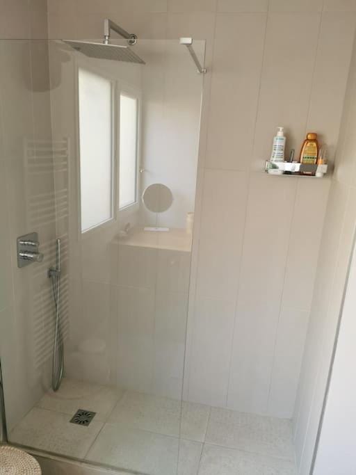 Appartement 65m2, terrasse 25m2, dernier étage. Apartment in Bordeaux