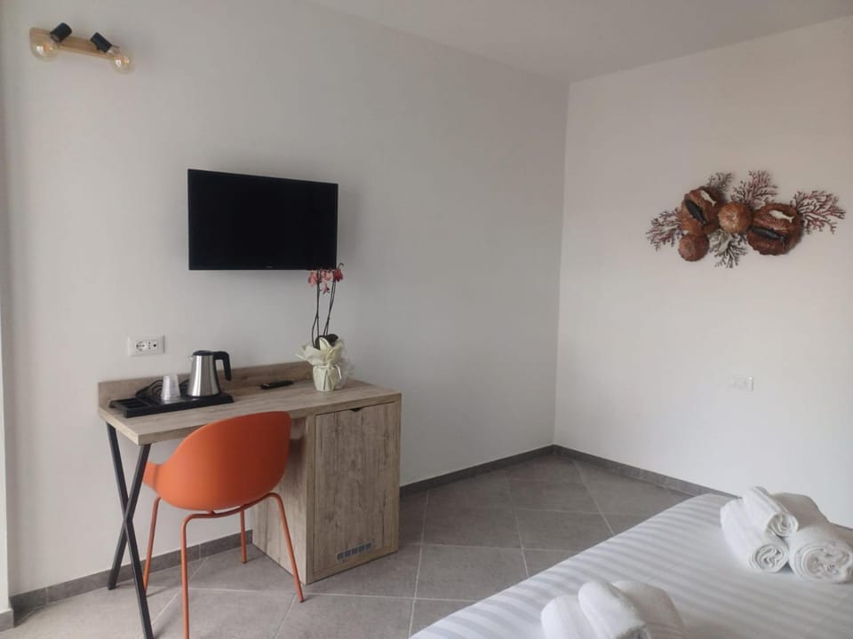 TV and multimedia, Coffee/tea facilities