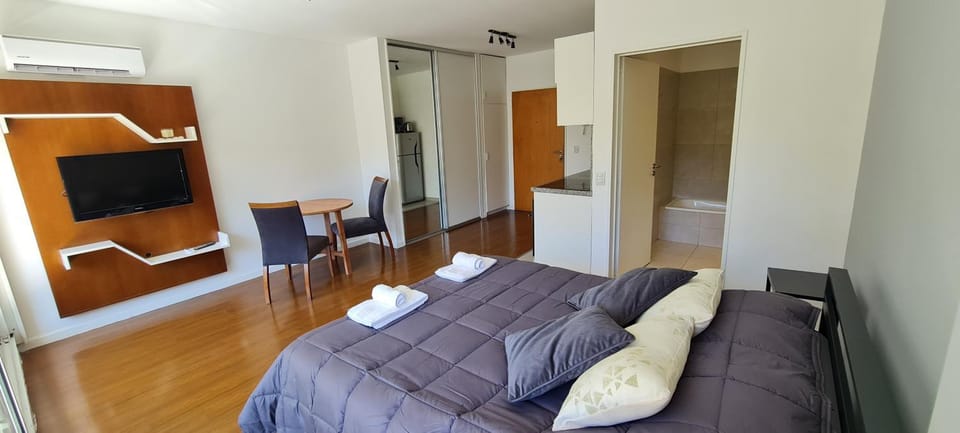Moderno Monoambiente con piscina Apartment in Buenos Aires
