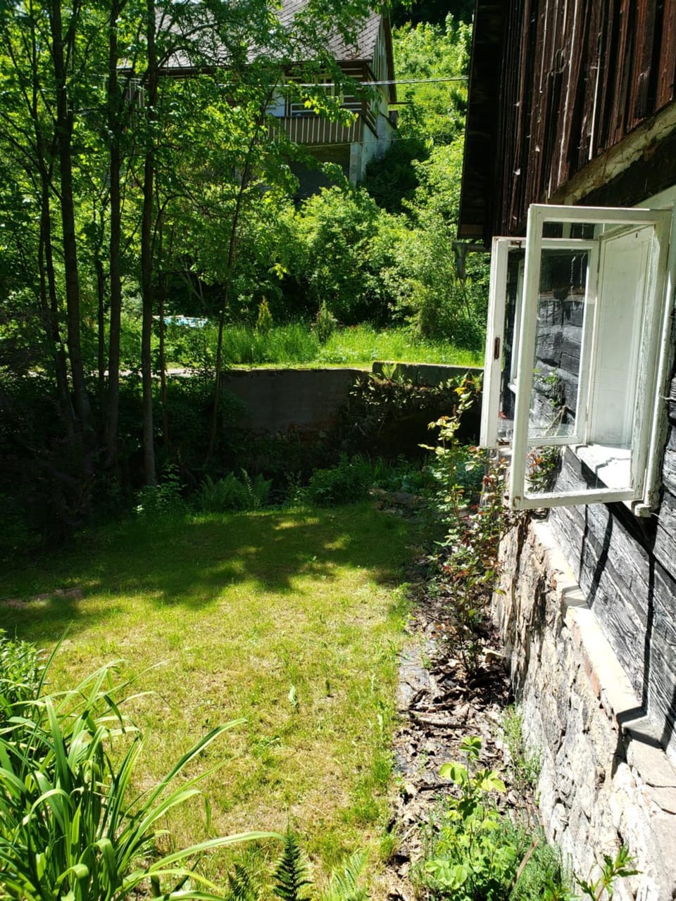 Spring, Garden view
