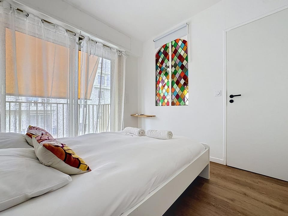 1BR design balcony Nice center Tram & 10mins Mer Apartment in Nice