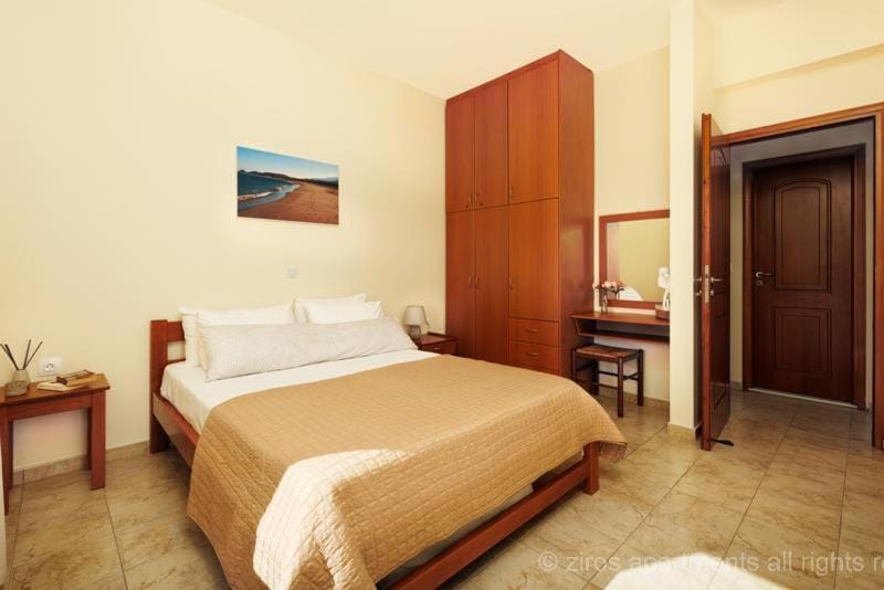 Bed, Bedroom, wardrobe