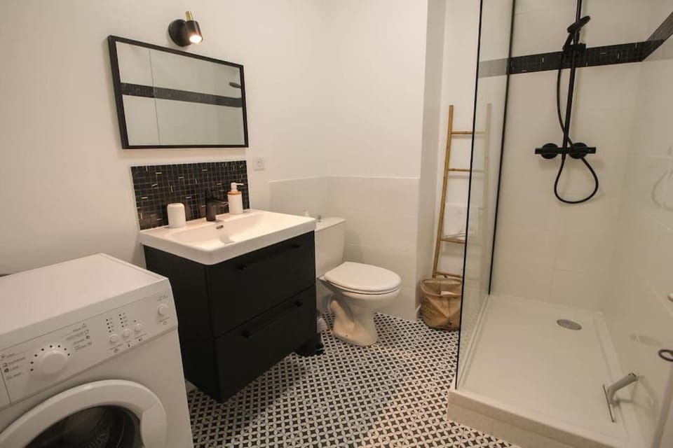 Le St Ausone Studio Centre Ville Cathédrale Apartment in Angoulême