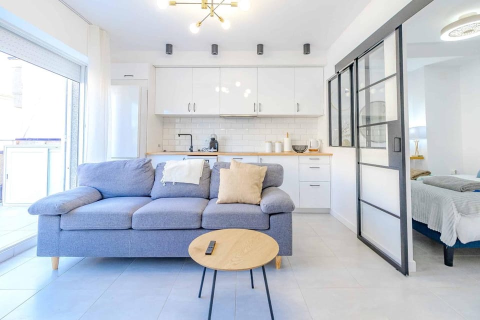 Kitchen or kitchenette, Living room, Seating area