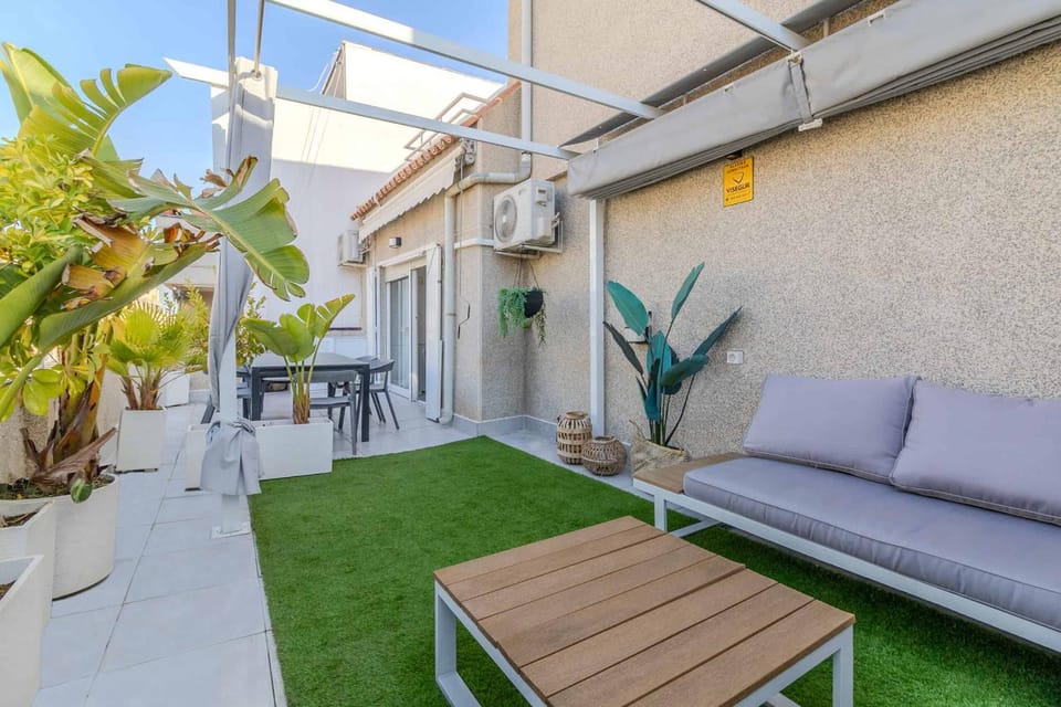 Day, Garden, Balcony/Terrace, Balcony/Terrace, Seating area