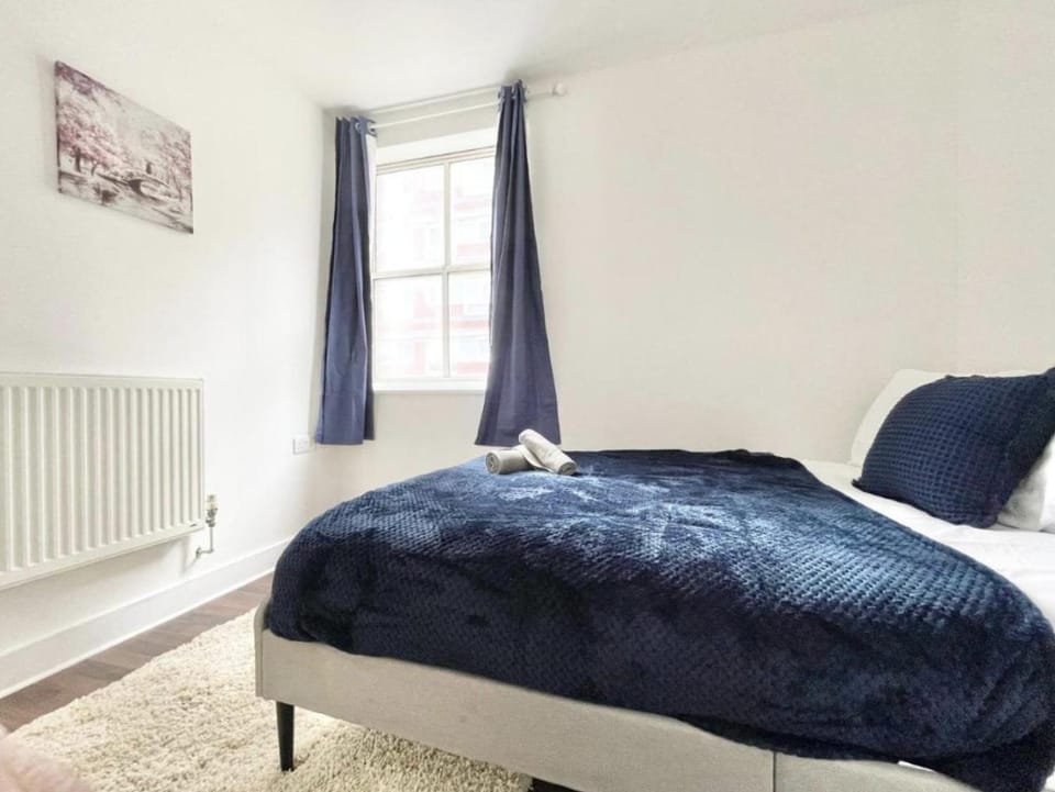 Cozy Southampton Retreat: Free Parking for Contractors, Families, and Tourists Apartment in Southampton