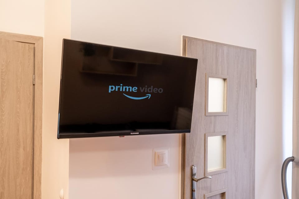 Communal lounge/ TV room, TV and multimedia, Evening entertainment