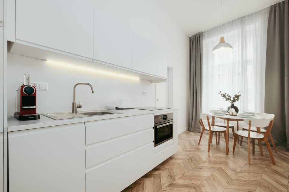 Kitchen or kitchenette