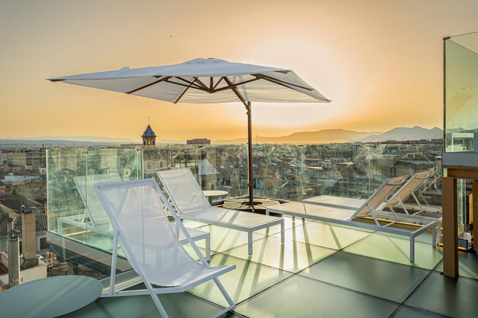 Balcony/Terrace, Pool view